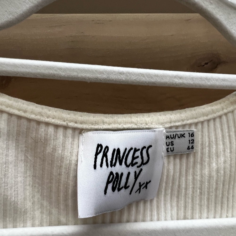Princess Polly Top - Picture 2 of 3
